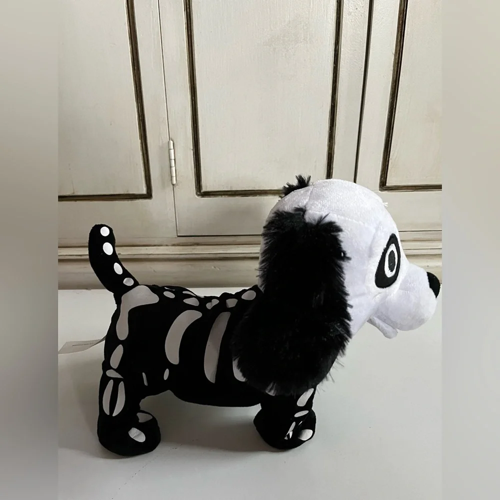 GEMMY Animated Skeleton Dog Black White Dances Plays Thriller 10